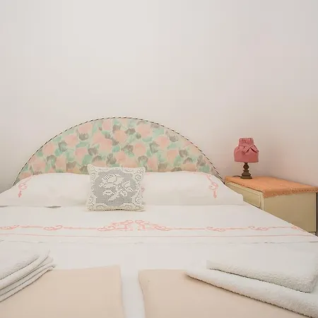 Σπίτι διακοπών Holiday Katica 1805 Τρογκίρ